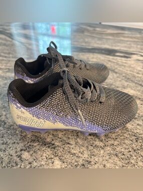 DSG Kids' Speed Viper Cleats - Black & Purple